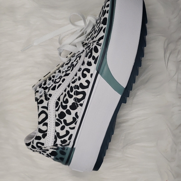 Vans Shoes - Vans Stacked platform Blue and white cheetah